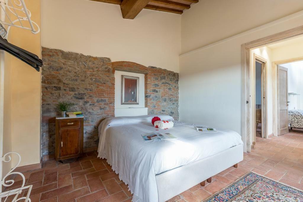 Relais Del Lago E Relais Del Monte Filettole Exterior foto